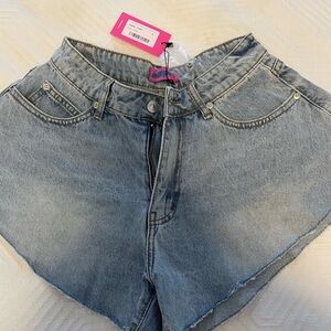 Edikted Shorts brand new with tag